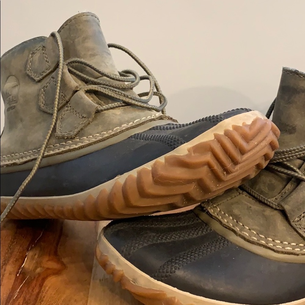 Sorel In and Out boots